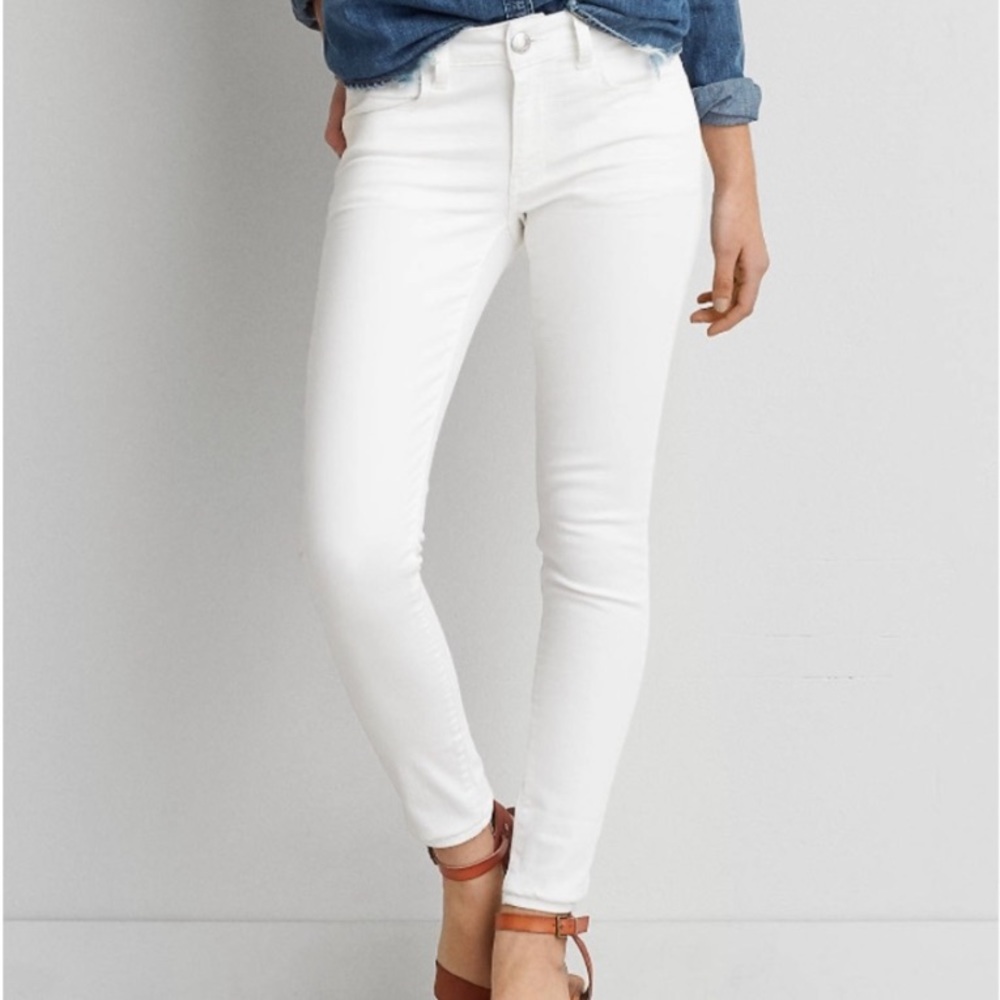 American Eagle Outfitters White Skinny Jeans🤍